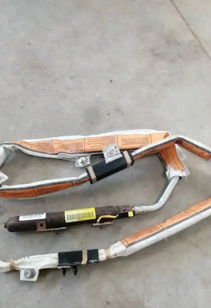 XKH0499 штора подушок безпеки Hyundai i30 2010