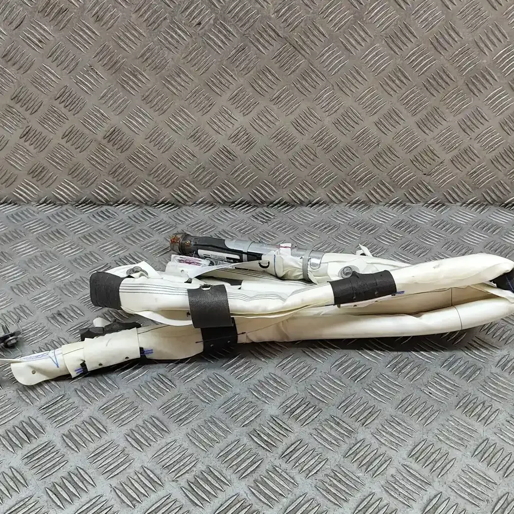 640452900F штора подушек безопасности Tesla Model 3 2019