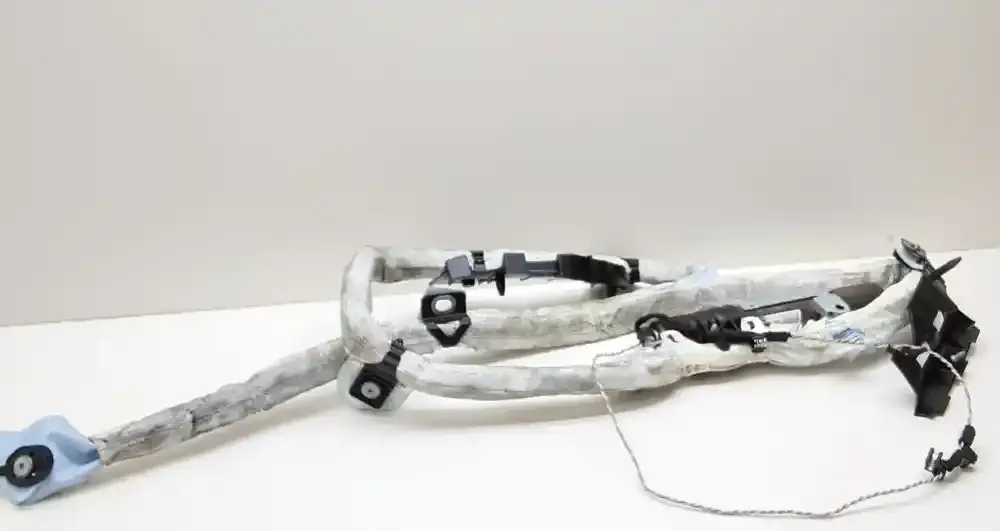 30380710E штора подушок безпеки BMW 3 E90 E91 2009