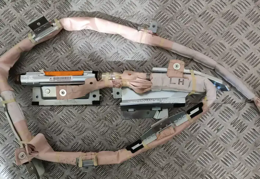 BAMPT11724 штора подушек безопасности Subaru Outback 2014