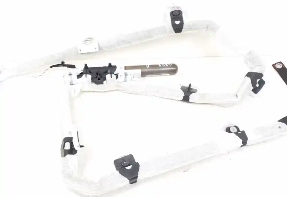 85342022607N штора подушок безпеки BMW X3 E83 2010