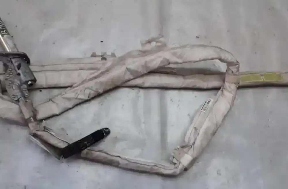3081966C штора подушек безопасности BMW 7 E65 E66 2005