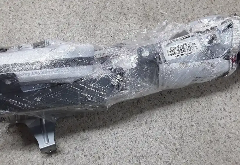 34269801A штора подушок безпеки Nissan Leaf II (ZE1) 2019