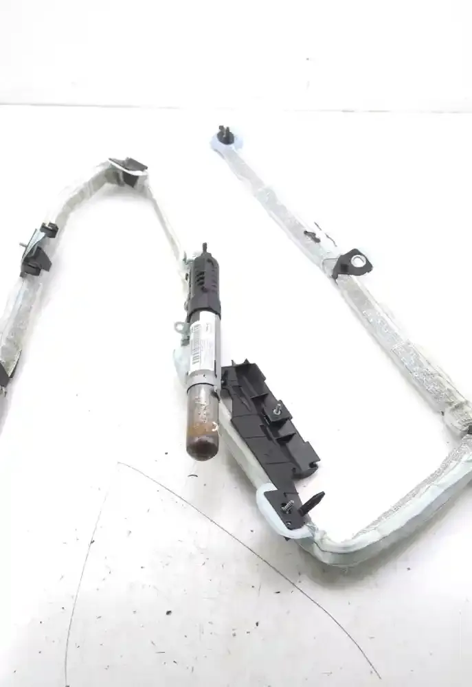 1047767210048 штора подушок безпеки BMW 3 E90 E91 2010