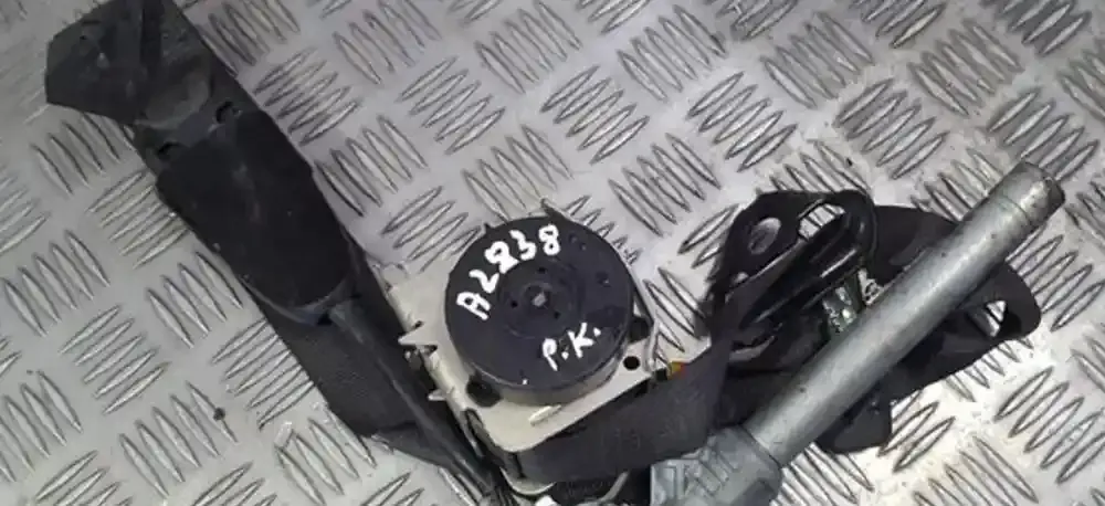 617107600C передній ремінь безпеки Opel Corsa D 2012