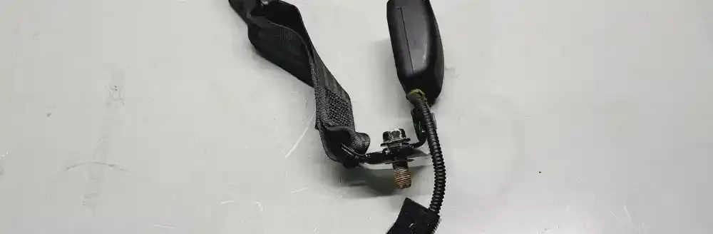 2K06901065 пряжка заднего ремня безопасности KIA Sportage 2012