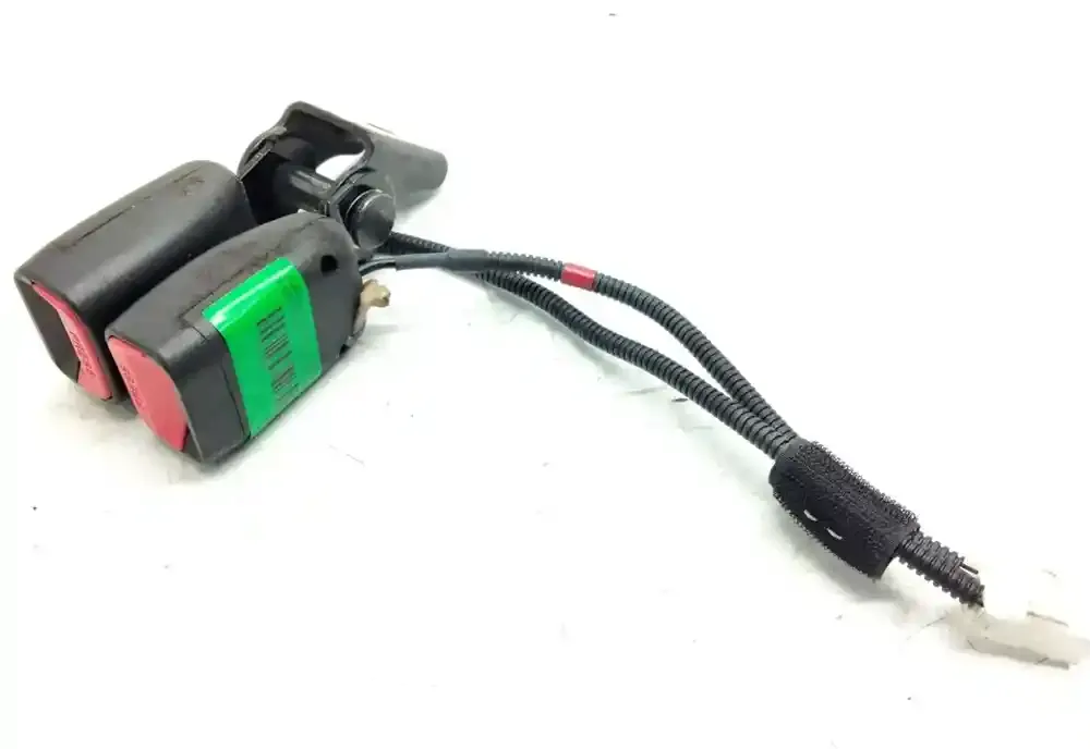 1K06897085 пряжка заднього ременя безпеки KIA Sportage