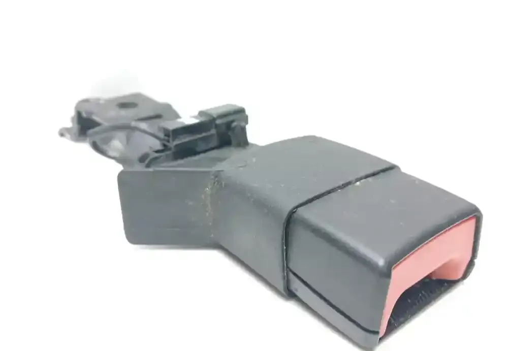 7338002110C0 ремінь безпеки заднього сидіння Toyota Corolla E120 E130