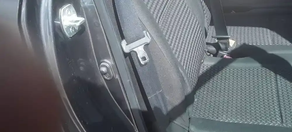 249427 ремінь безпеки заднього сидіння Toyota Corolla Verso AR10 2004