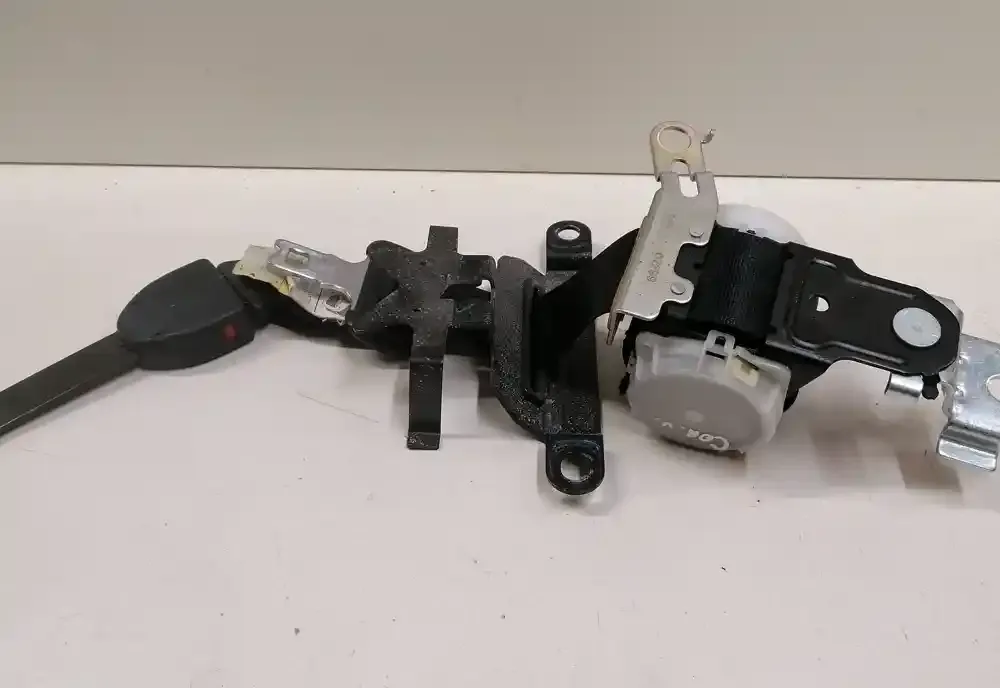 869321 ремінь безпеки на стелі Toyota Corolla Verso E121 2007